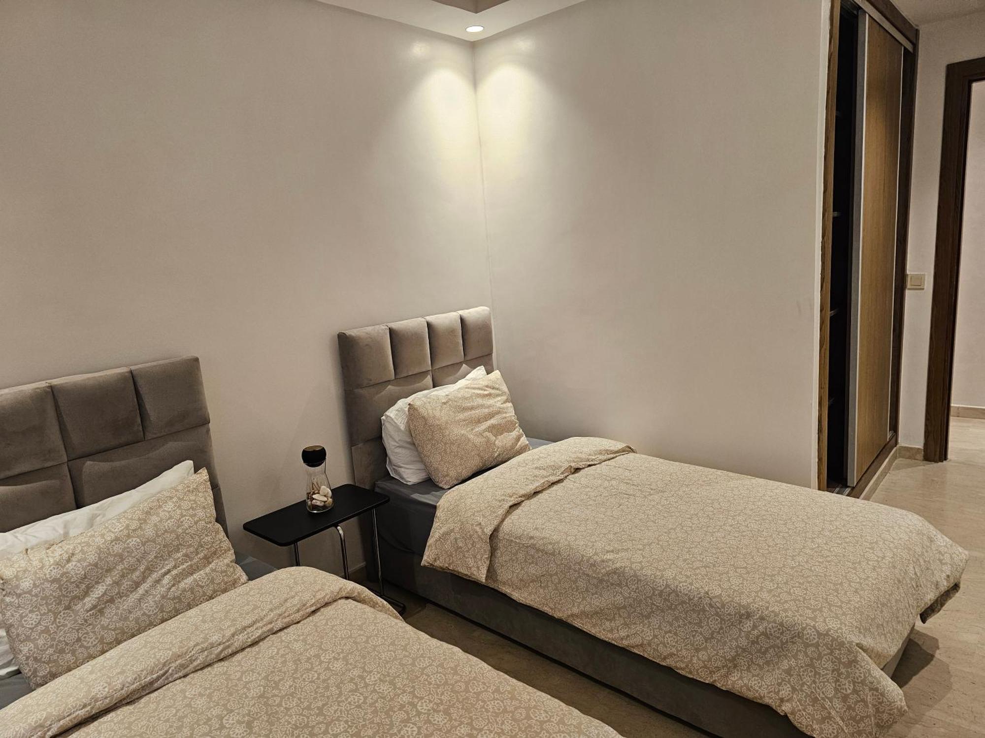 Luxury Living 3 Bedroom With Garden Terrace And Private Balcony * Casablanca